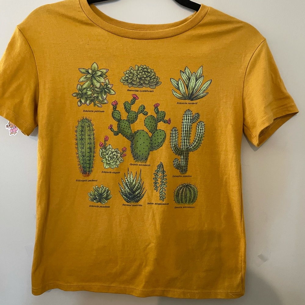 Fifth Sun Cactus Succulents T Shirt XS